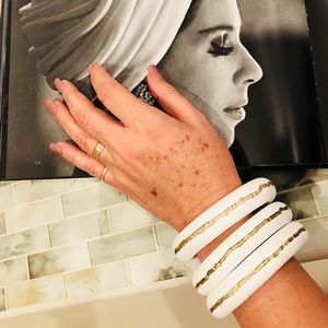 Meet your Posher, Adrian